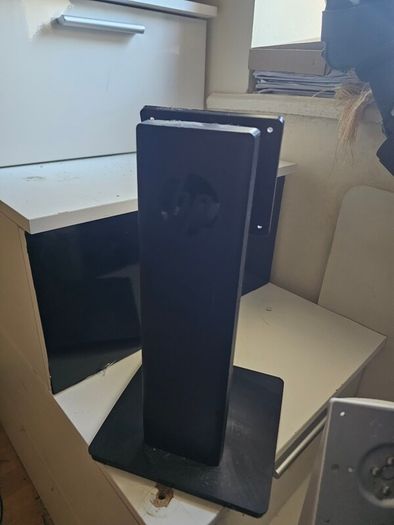 Monitor arm