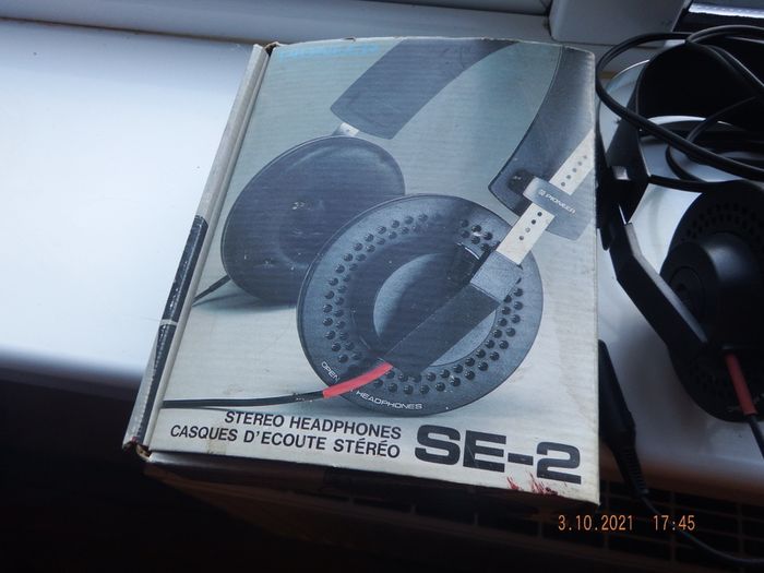 pioneer headphones