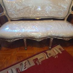 Antigue 3 piece furniture 3 seater 2 one seater