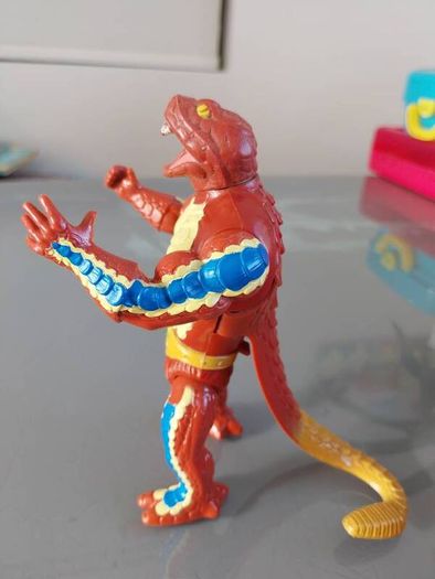 Vintage Masters of the Universe MOTU He-Man Action figures