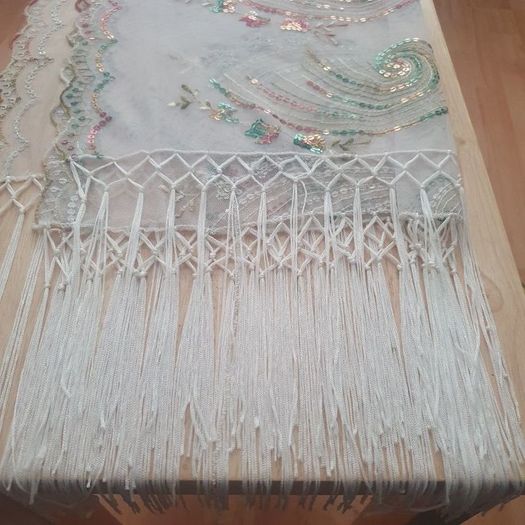 Table Runner Light Weight Fringed