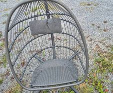 Egg chair