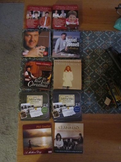 Box of 291 Promo CDs