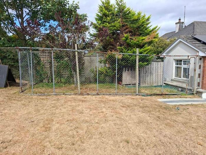 Dog pen enclosure