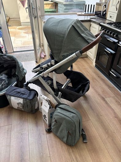 Uppababy Vista