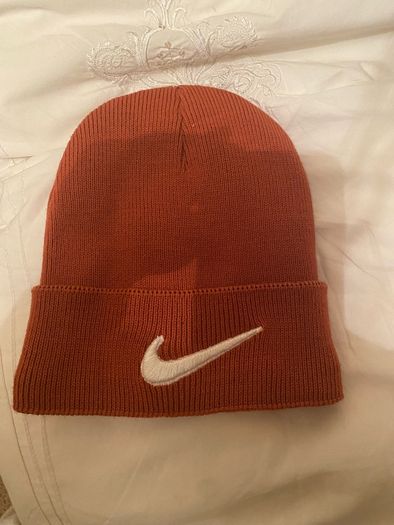 hat