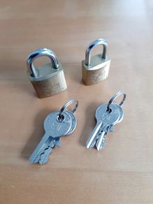 Luggage padlocks (2)