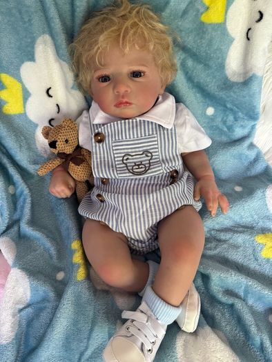 REBORNS BY LAURA.  Introducing Peter Pout - 5lb, 20inch Reborn Doll.  Welcome to view