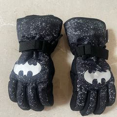 H&M Kids Batman Ski Gloves Age 6-8