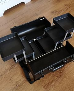 Professional Makeup Beauty Organizer Train Case