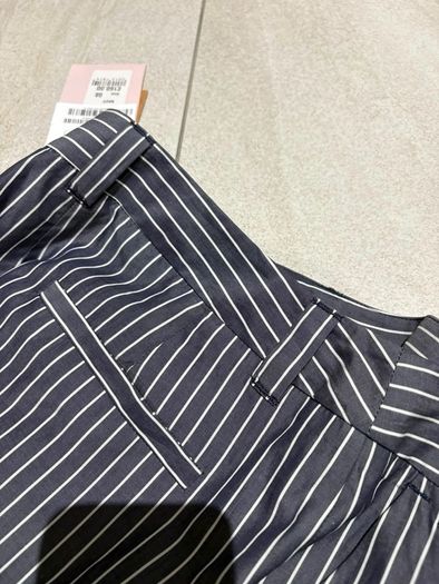 iblues brand which is a part of max mara group brand pinstripe 100% cotton fabric in a French navy and off white colour  BRAND NEW