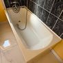 Bath + body frame glass Image 2