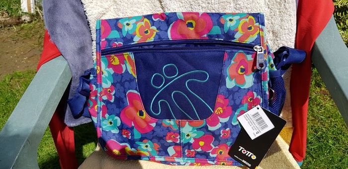 Brand New Totto Shoulder Bags
