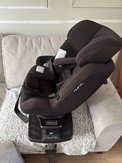 Nuna Rebl Plus Baby / Infant Car Seat