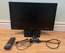 LG TV 21.5 Inch - Excellent Condition