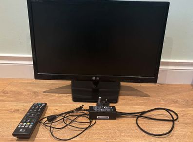 LG TV 21.5 Inch - Excellent Condition
