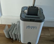 Squeezy Peasy Mop
