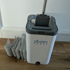 Squeezy Peasy Mop
