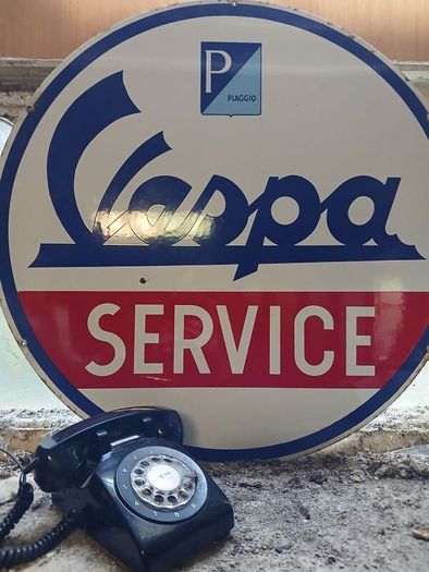 Original vespa dealer sign