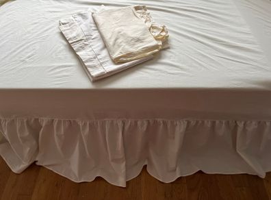 Single bed Cream valance + fitted sheet+ pre-loved flat sheet