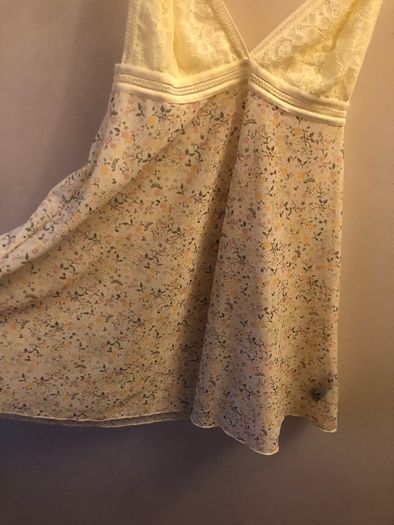 Floral bcbgmaxazria slip (small)