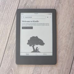 Kindle 8th Gen SY69JL (Free Post)