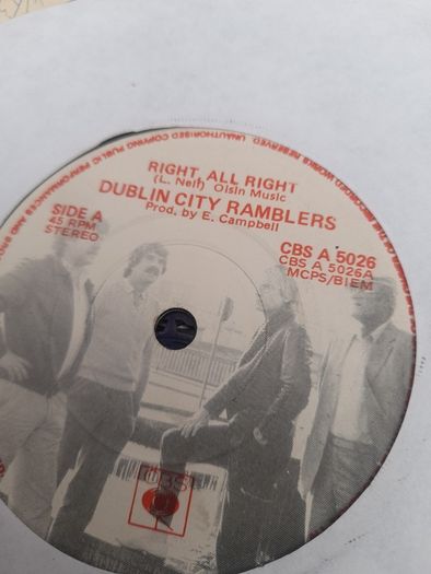 Large vinyl 7" lot irish irish scene