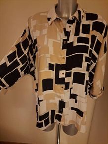 River Island blouse with open back size UK14/16/18 EU42/44/46  Postage included