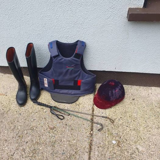 horse riding gear
