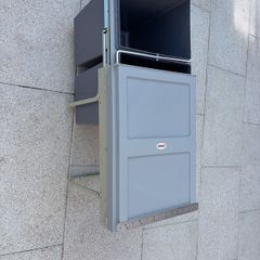 Kitchen cabinet pull out bin