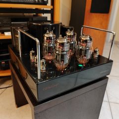Mega Rare Reference Quality Hifi Graaf GM-OTL Vacuum Tubed Class A Amplifier with Russian 6C33C Tubes  unrivalled in the Hifi World