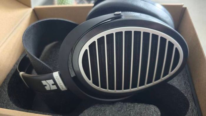 HiFiMAN Ananda Headphones (Stealth Magnet Version) Like New  (Acoustic trade?)