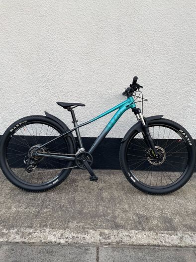 Giant Liv Tempt - Women's Mountain Bike - Excellent Condition