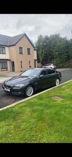2011 Bmw 5-series "engine gone" ideal for repair or parts.