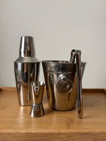 4 Piece Stainless Steel Cocktail & Bartender Set