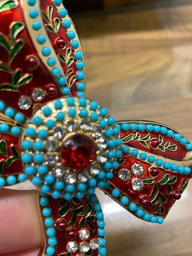 Large Diamante Brooh