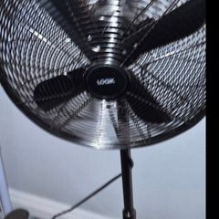 Standing fan