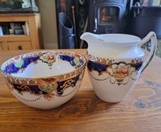 Vintage milk jug and sugar bowl