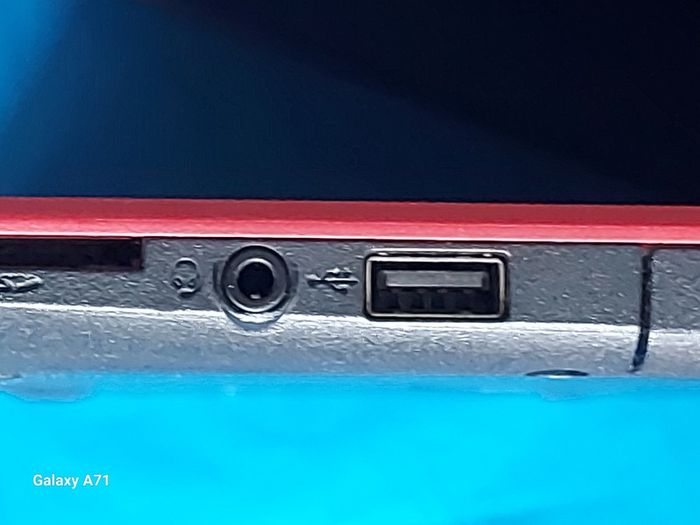 Acer Aspire Es1-523, Red, Amd E1-7010 Apu With Amd Radeon R Graphics, 1.5ghz, 4gb Ram, 500 G B Hdd, Windows 10