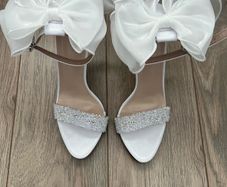White Wedding Shoes size 5/38