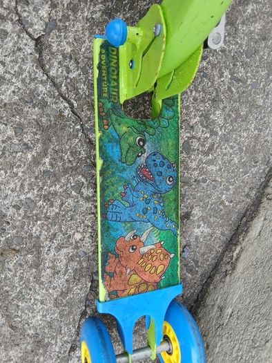 Kids scooter