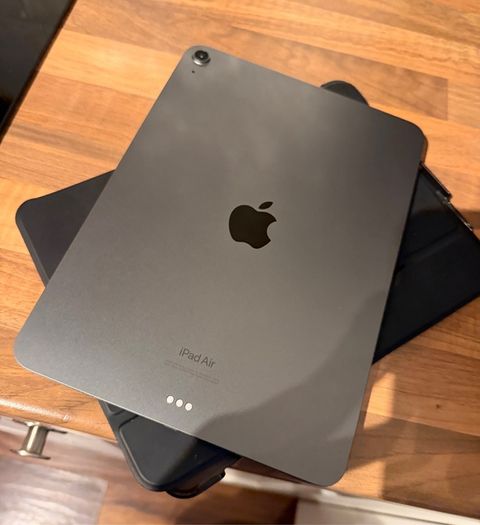 iPad Air M1 10.9"
