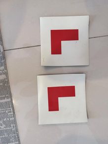 Magnetic L plates