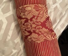 Royal pillowsham