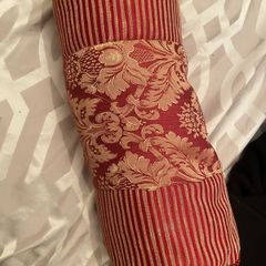 Royal pillowsham