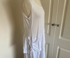 Lauren Vidal white summer dress size 16