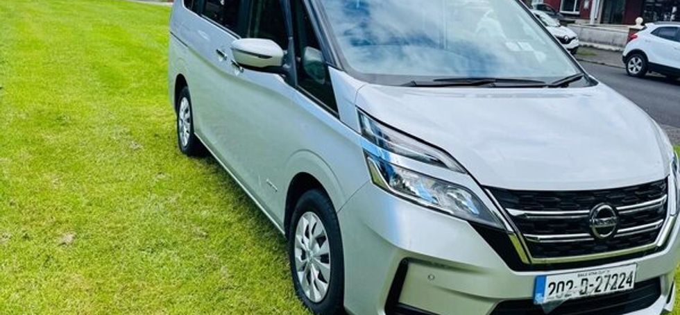 Nissan Serena 2020 Automatic petrol Hybrid 8 Seate