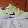 2021 nike roshe G golf shoes ladies Size 3.5 eu 36 yellow in excellent condition Image 5