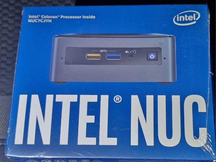 Intel NUC Mini PC