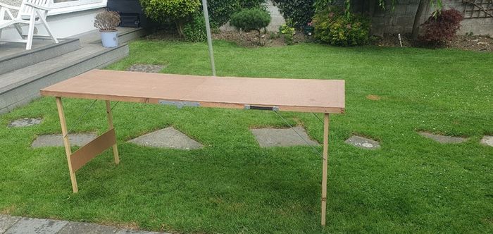 Foldable Wallpapering Table